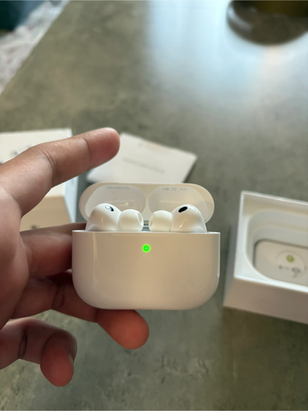 Apple AirPods Pro - photo 4