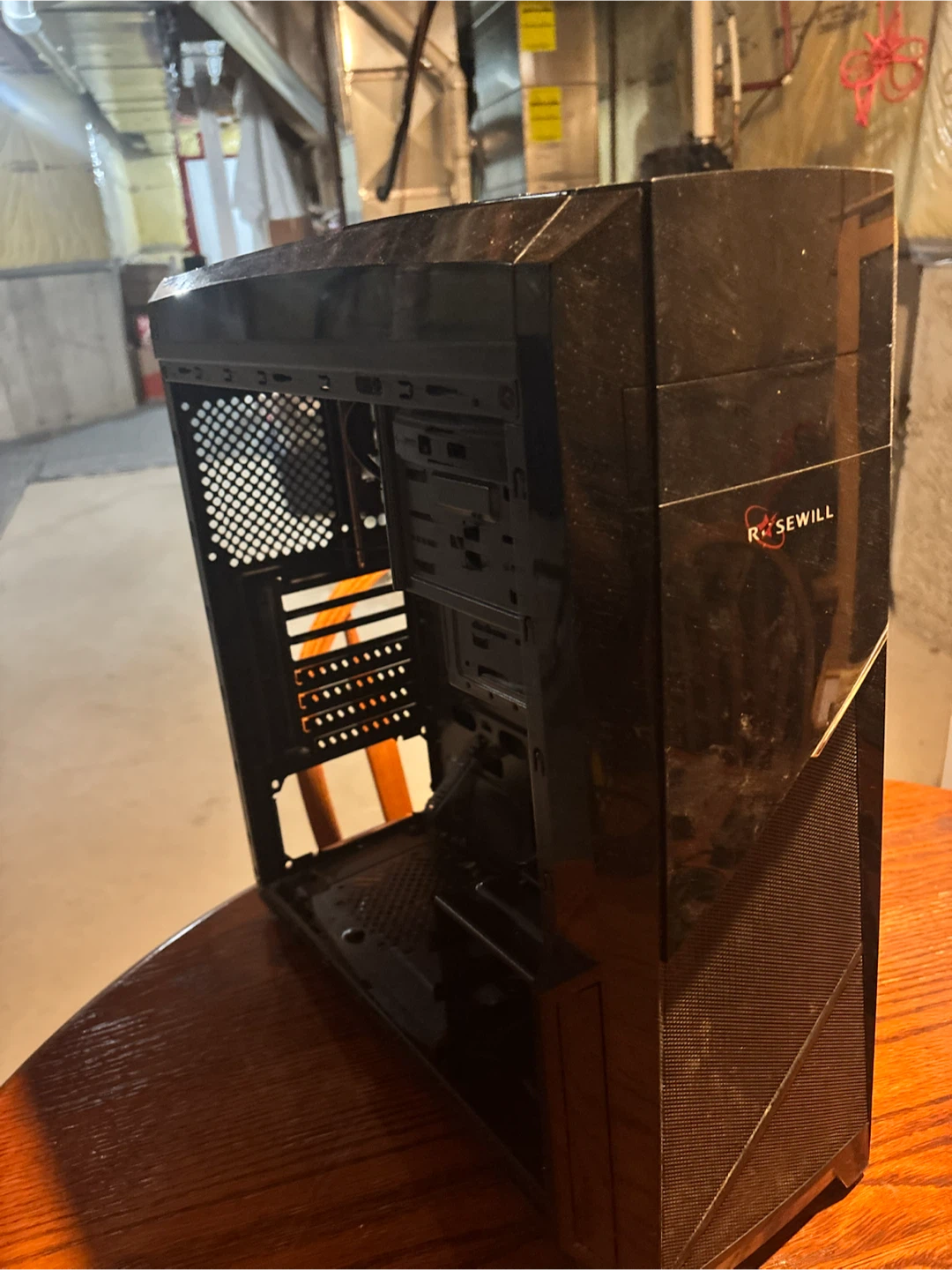 Rosewill ATX Mid-Tower Computer Case