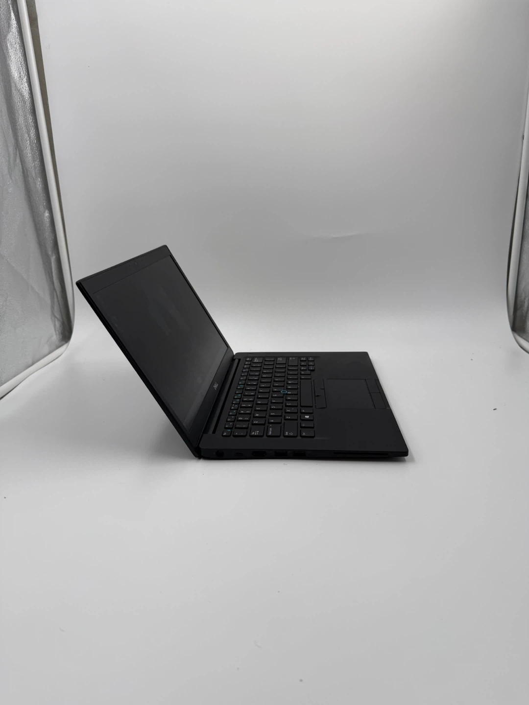 Dell Latitude 7490 i7 8th Gen 12 GB 512 SSD w/MS Office 2024 - photo 2