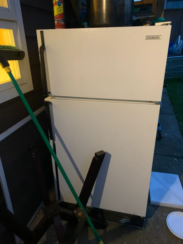 Beaumark Refrigerator - photo 2