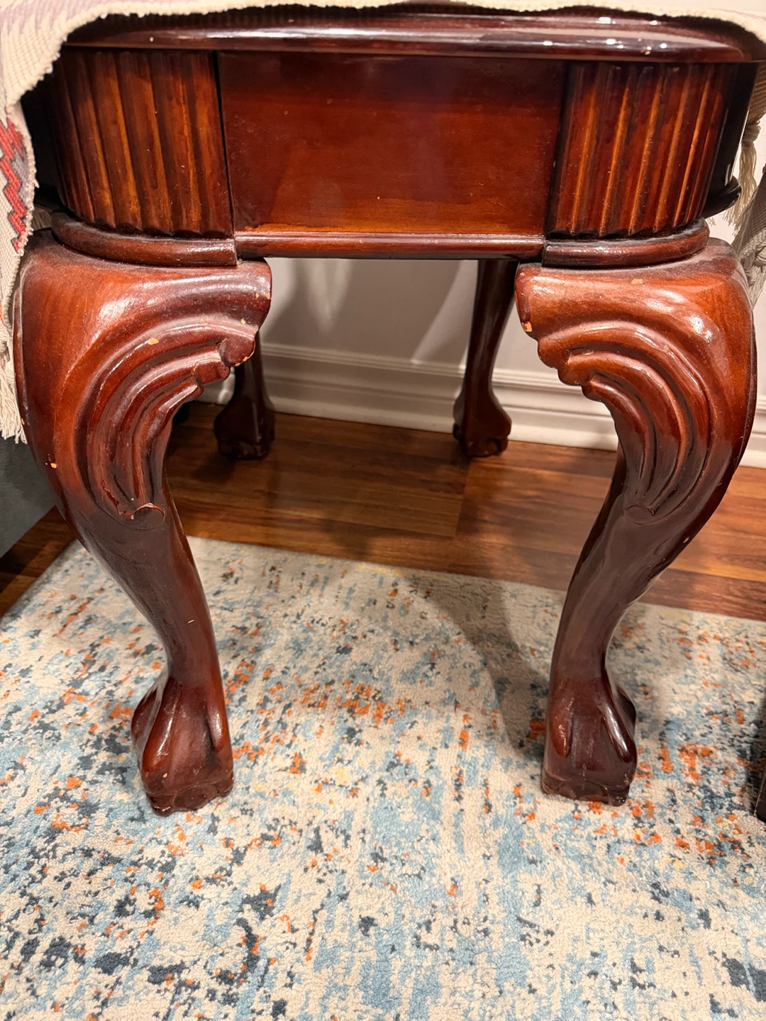 Wooden accent table with glass top - photo 3