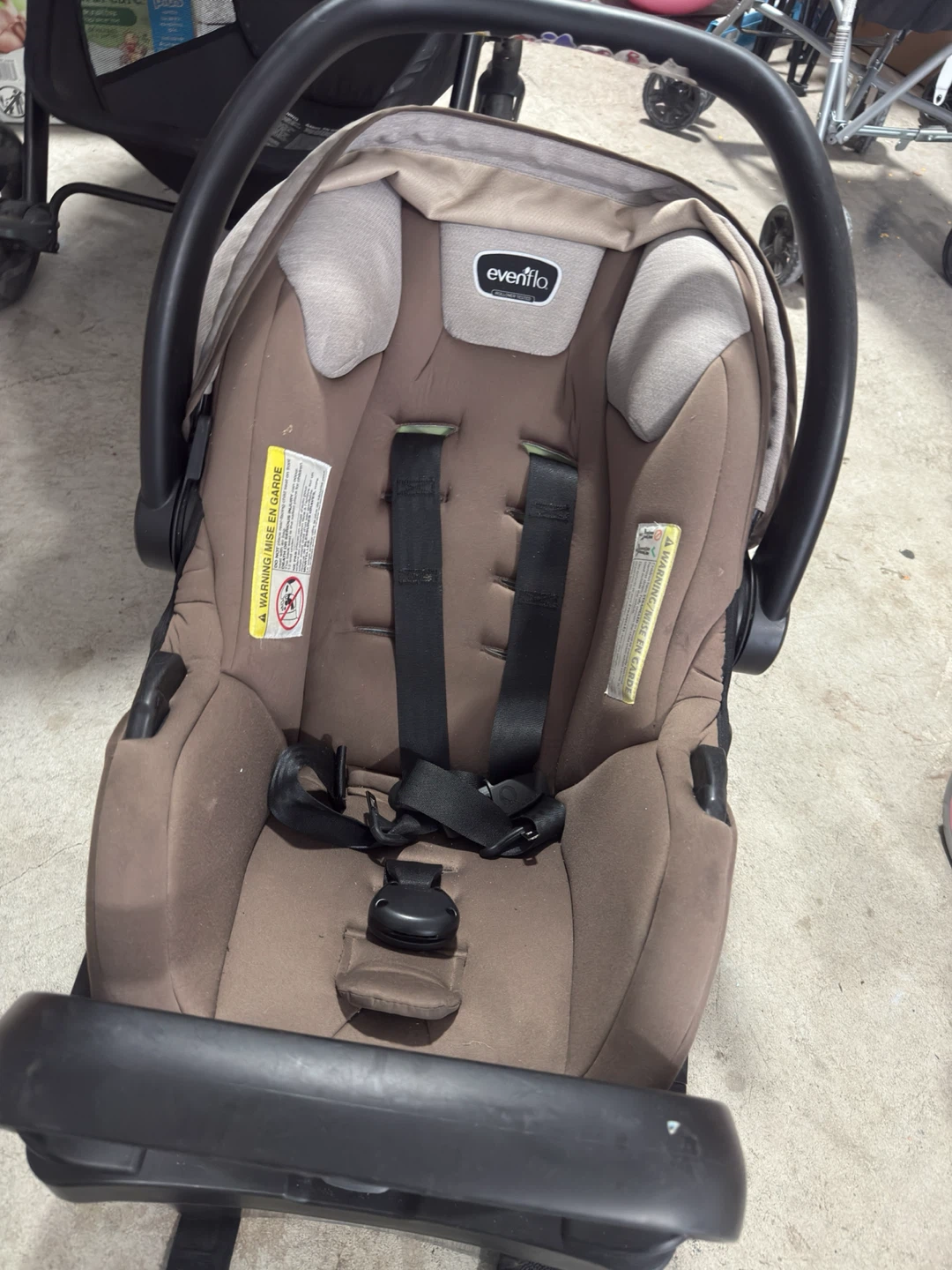 Evenflo Stroller and Car Seat Combo - photo 4