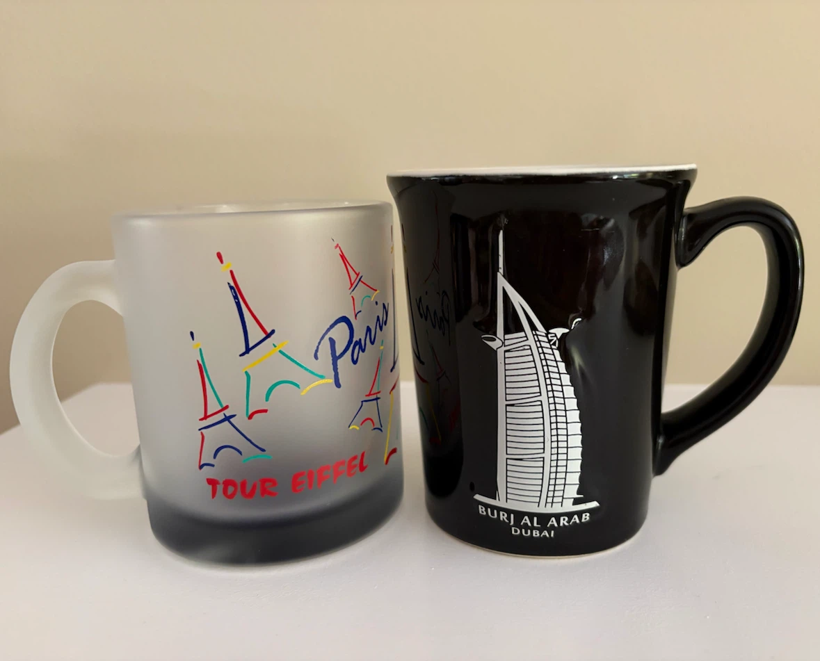Set of 2 Souvenir Mugs: Paris Eiffel Tower & Dubai Burj Al Arab - photo 2
