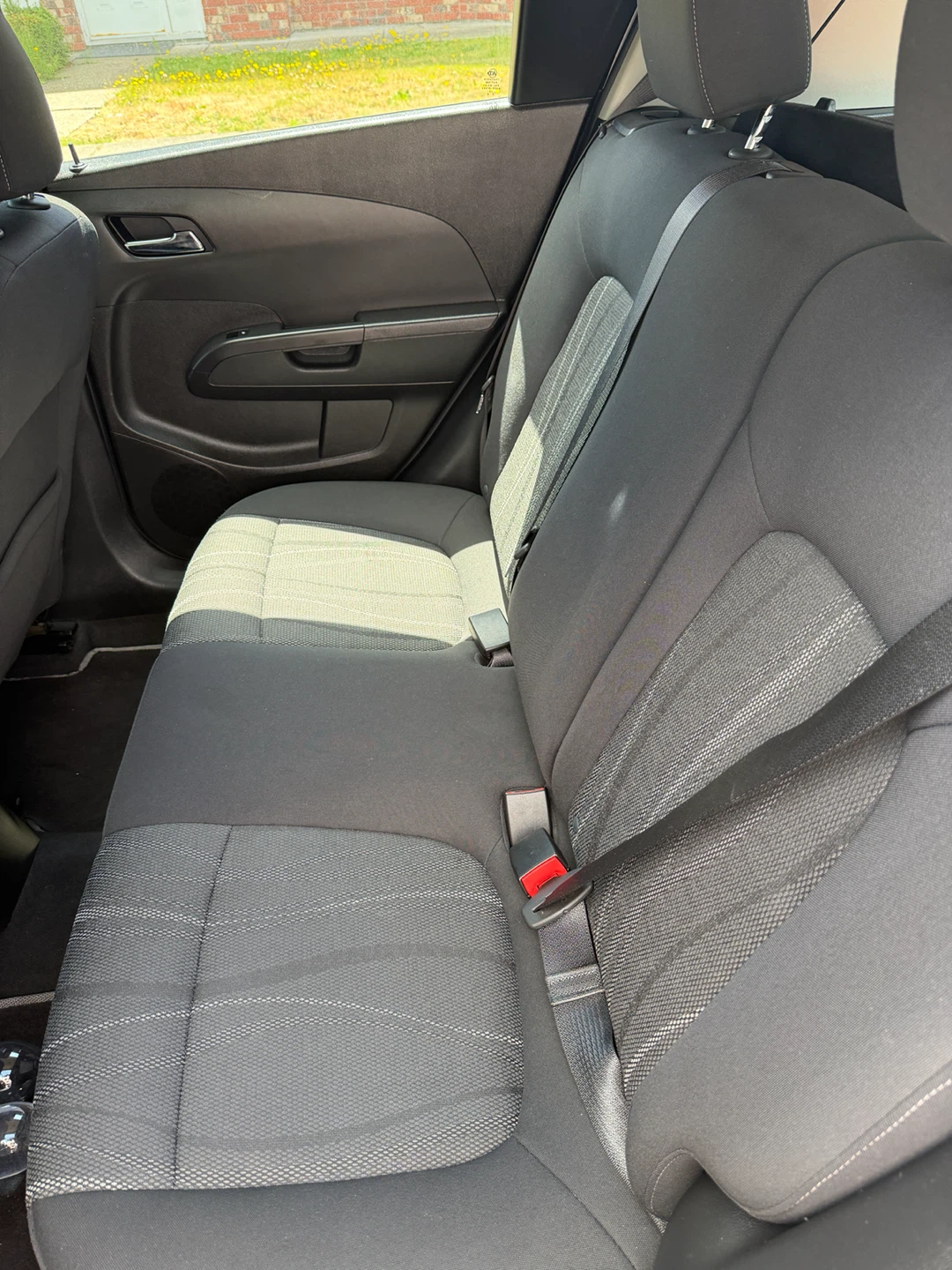 Car - photo 5