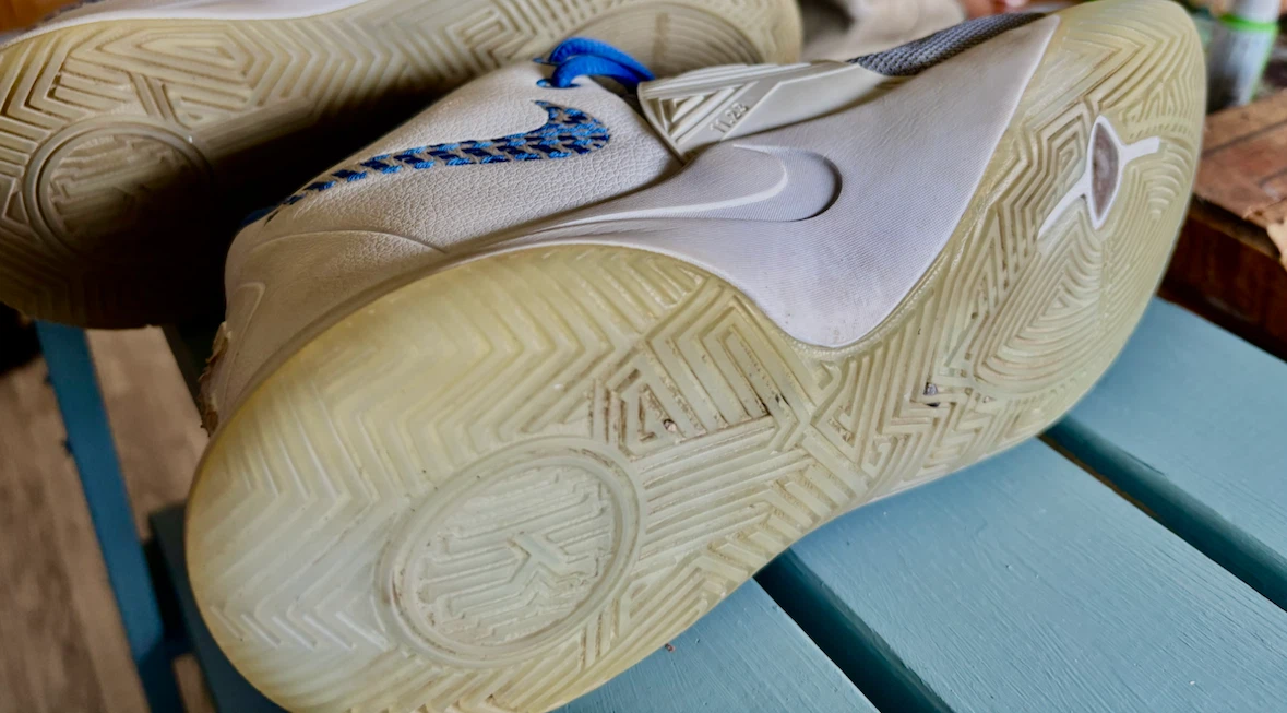 Nike BQ3060-100 Basketball Shoes - photo 2