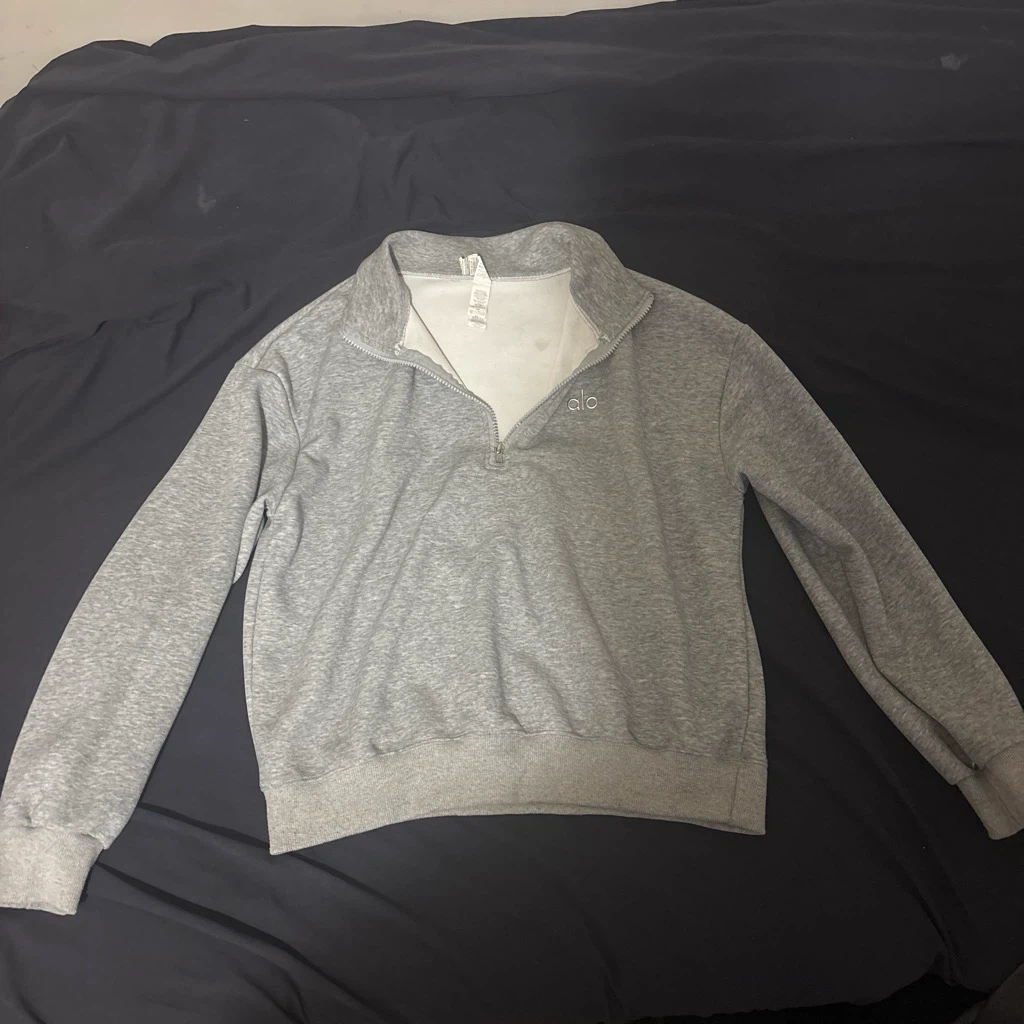 Alo Yoga Grey Quarter Zip Sweatshirt M/M