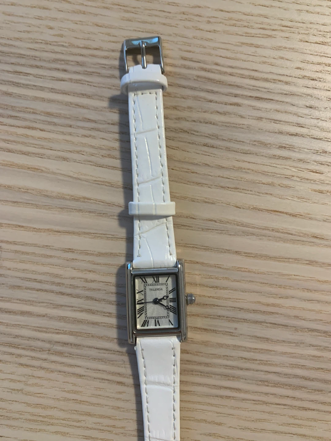 Women's White Band Watch - photo 2