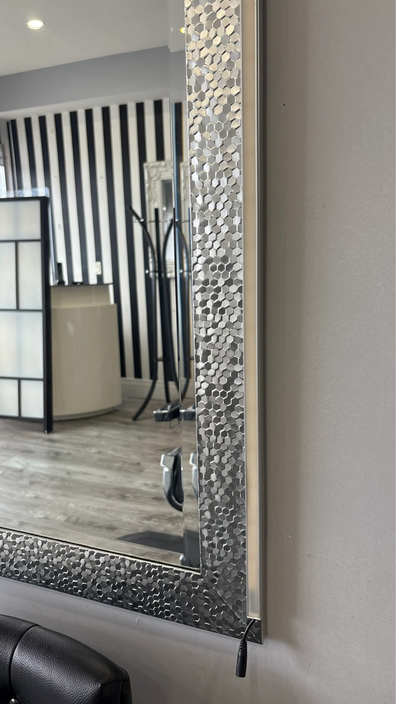 Decorative Wall Mirror with Mosaic Frame - photo 3