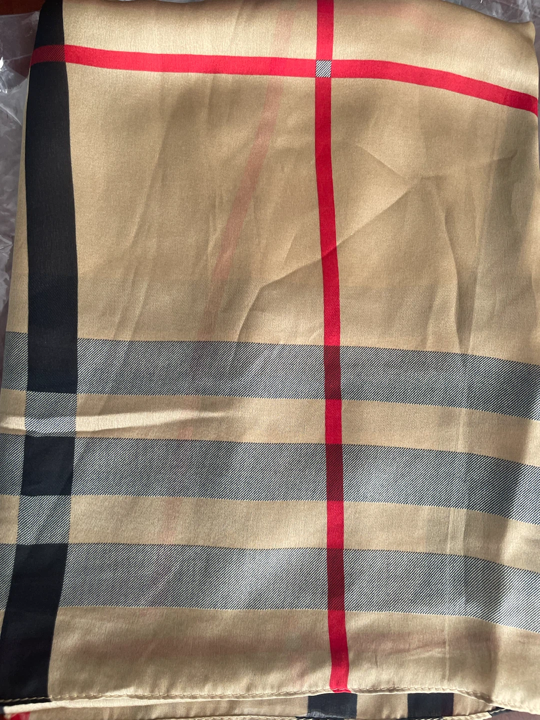 NEW! Burberry Dupe Silk Scarf - photo 3