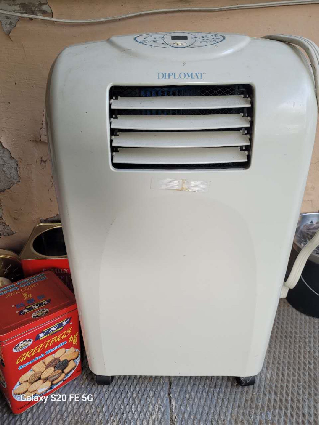 DIPLOMAT Portable Air Conditioner Unit