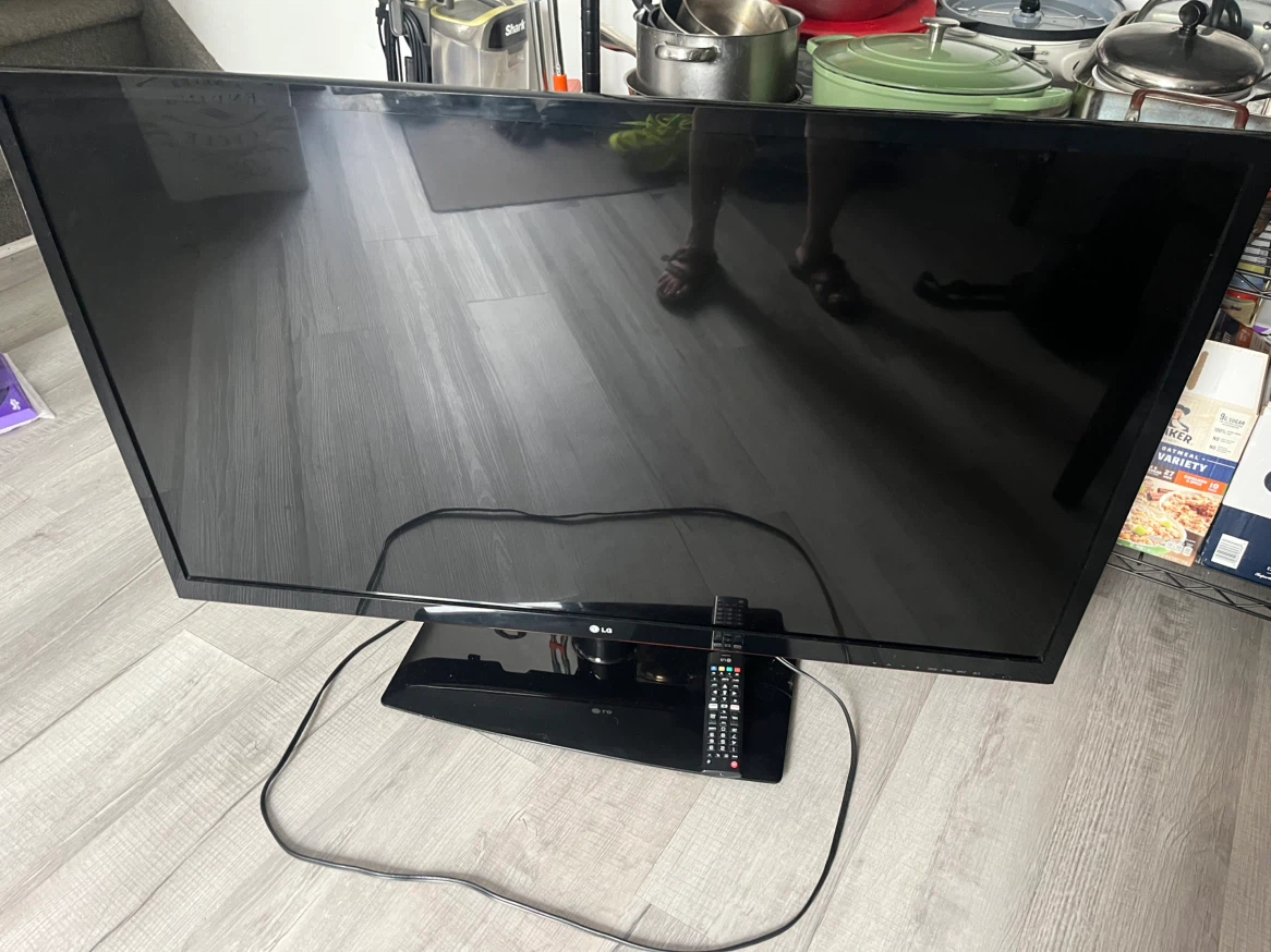 LG Television with Remote