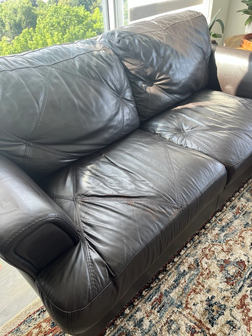 gently used leather sofa and loveseat - photo 3