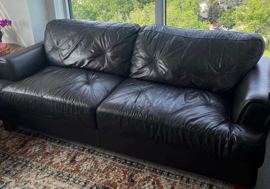gently used leather sofa and loveseat - photo 4