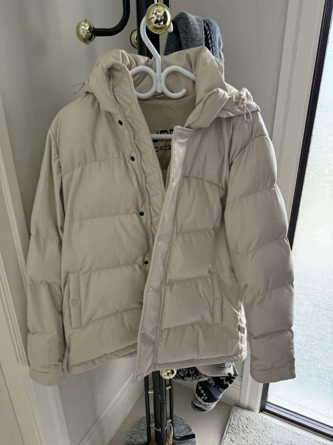 Aritzia Leather Super Puff Jacket - Women