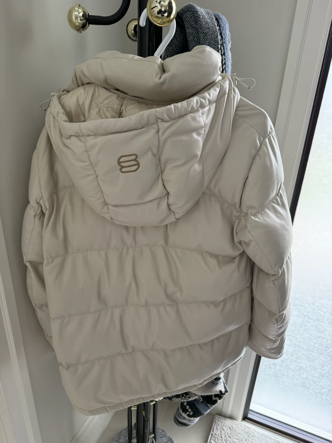 Aritzia Leather Super Puff Jacket - Women - photo 4