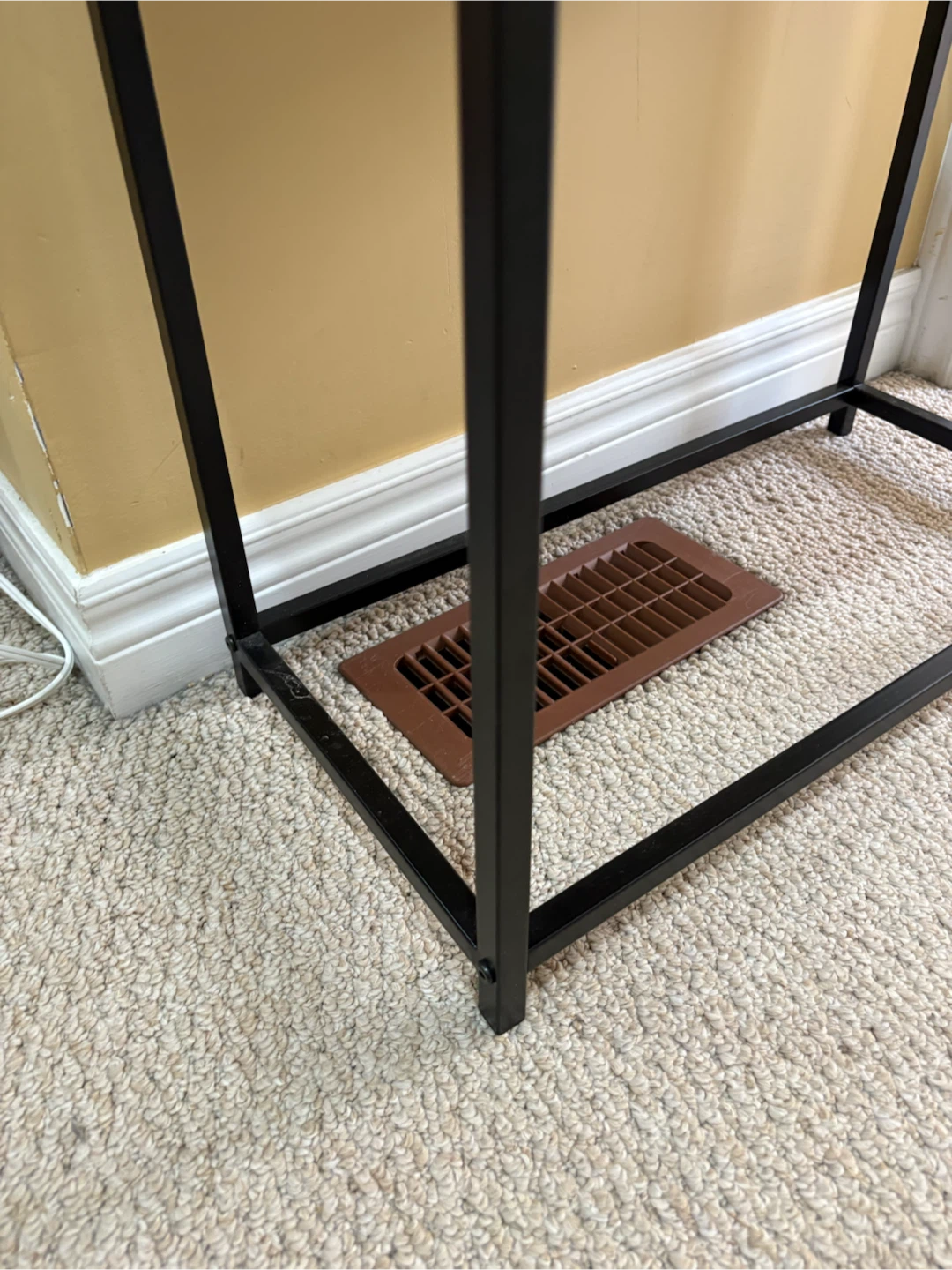 Dark Wood Grain Accent Table - photo 3