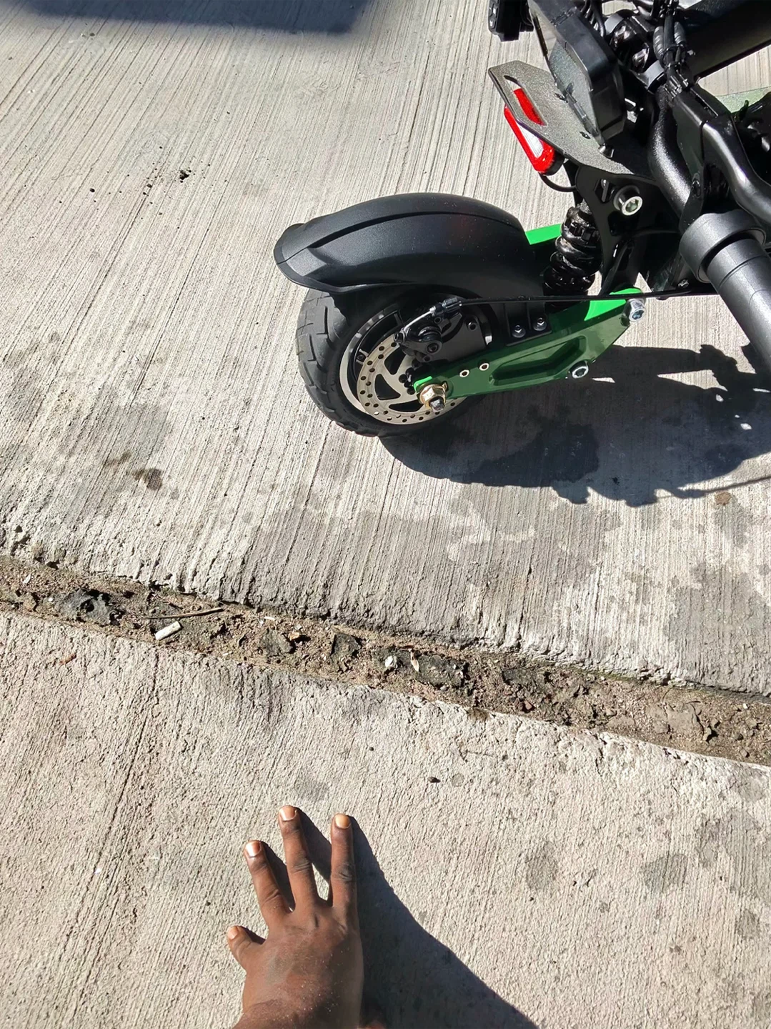 KooMamba ZO03 5600W Dual Motor Electric Scooter