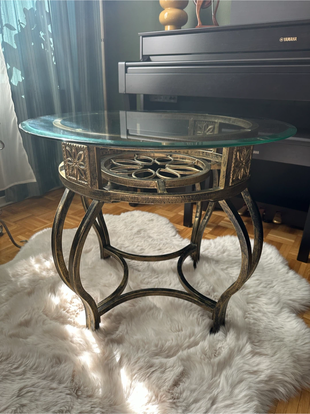 Glass Top Round Accent Table - photo 4