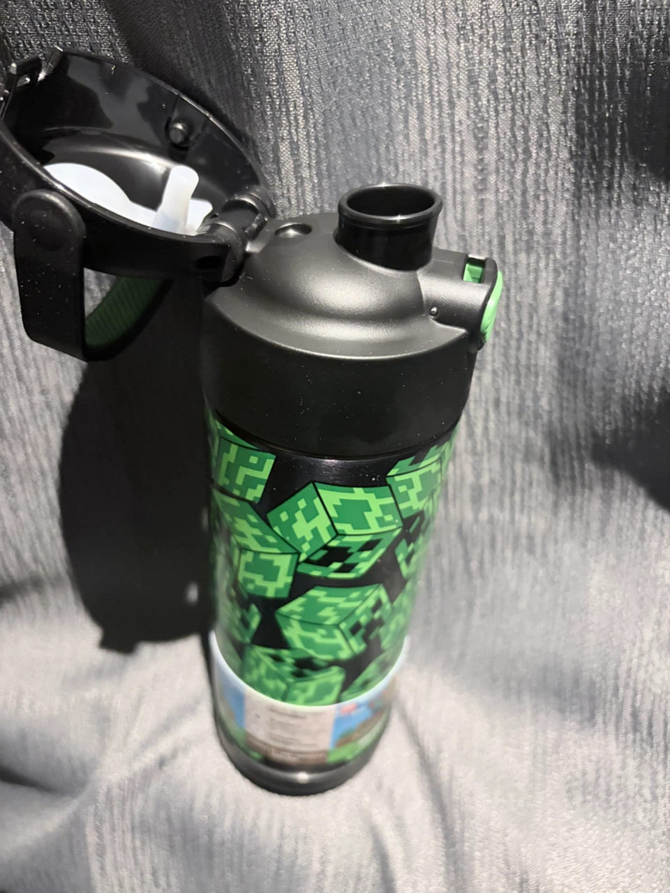 Minecraft Water Bottle - photo 3