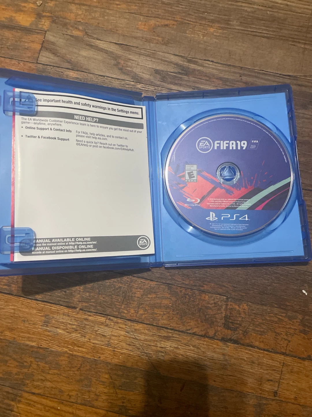 FIFA 19 Champions Edition PS4 Game - photo 2