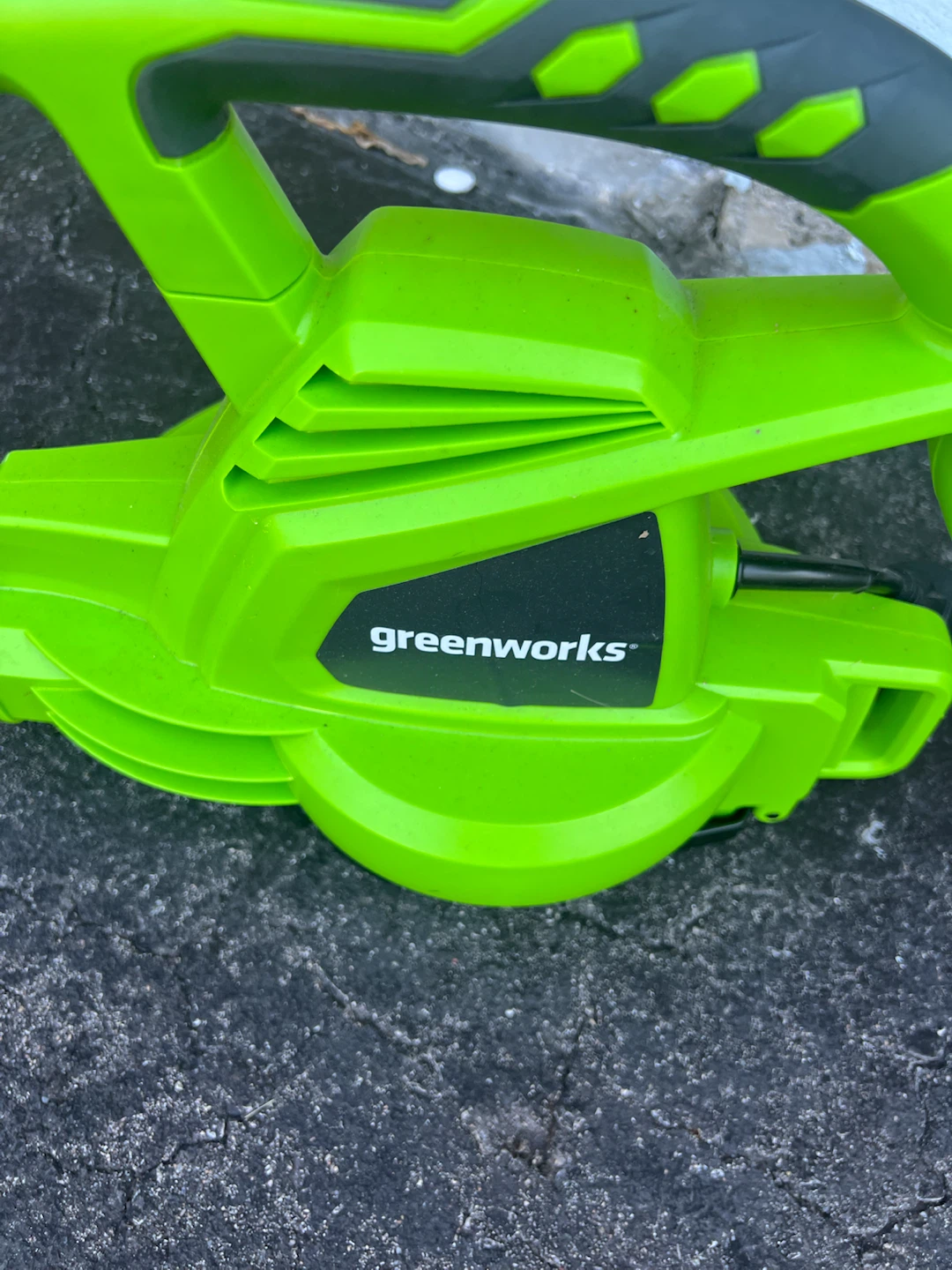 Greenworks Electric Leaf Blower(fairly new) - photo 3