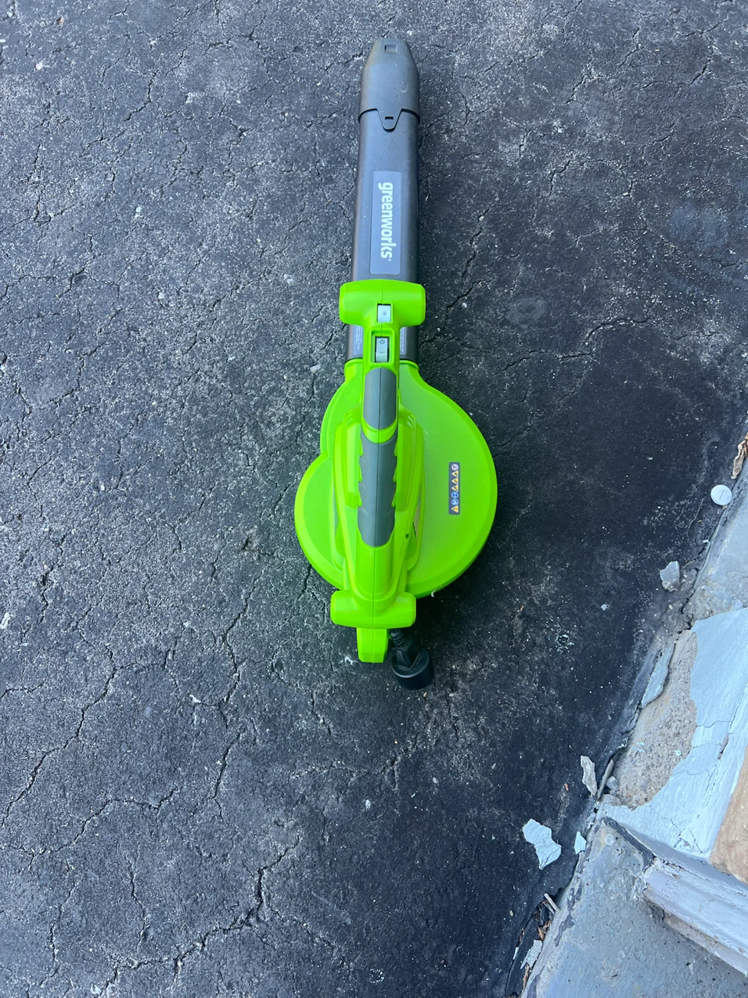 Greenworks Electric Leaf Blower(fairly new) - photo 4
