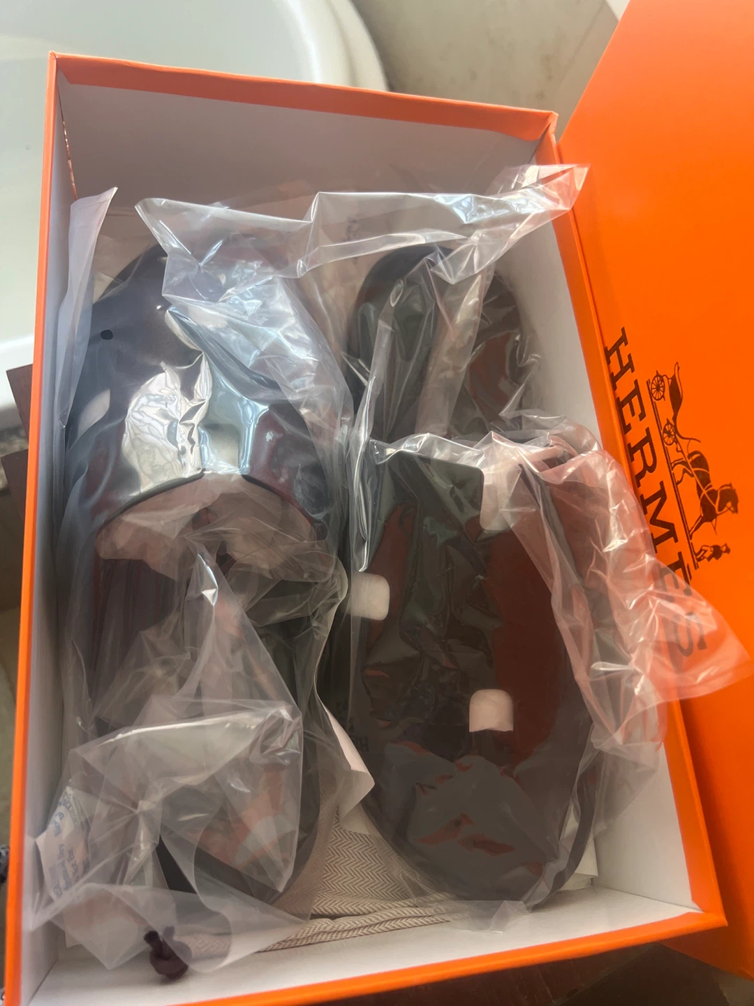 Hermès Paris Black Sandals - photo 4