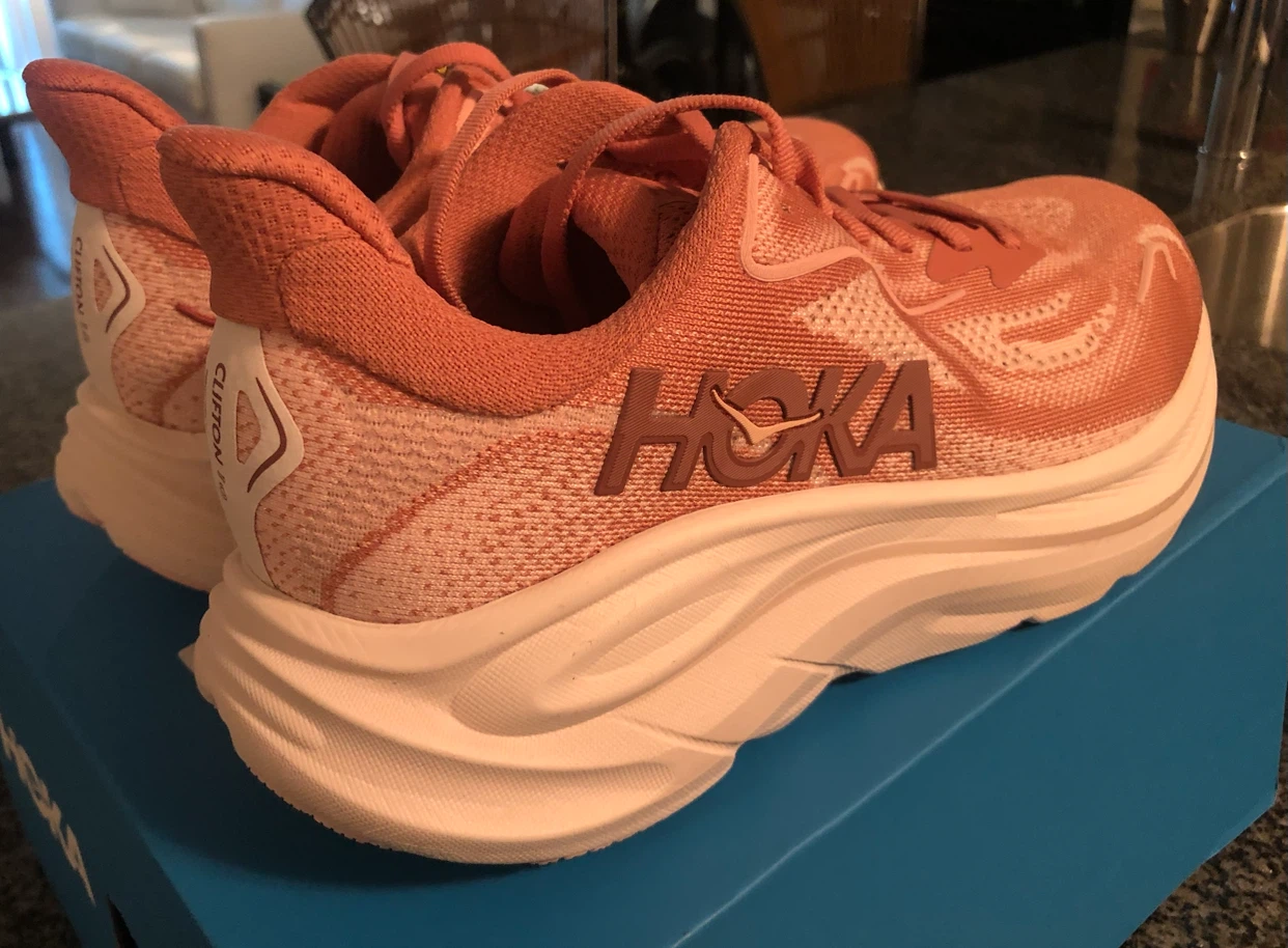 Hoka One One W Clifton 10 Wide Running Shoes - photo 2