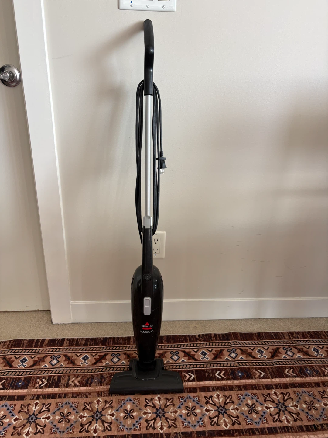 Bissell MagicVac Bagless Vacuum - photo 2