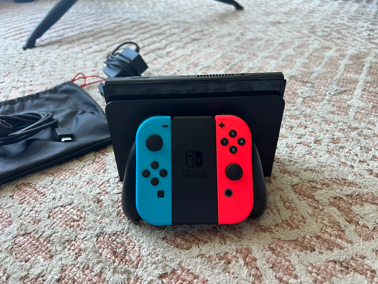 Nintendo switch oled including everything with the original box - photo 3