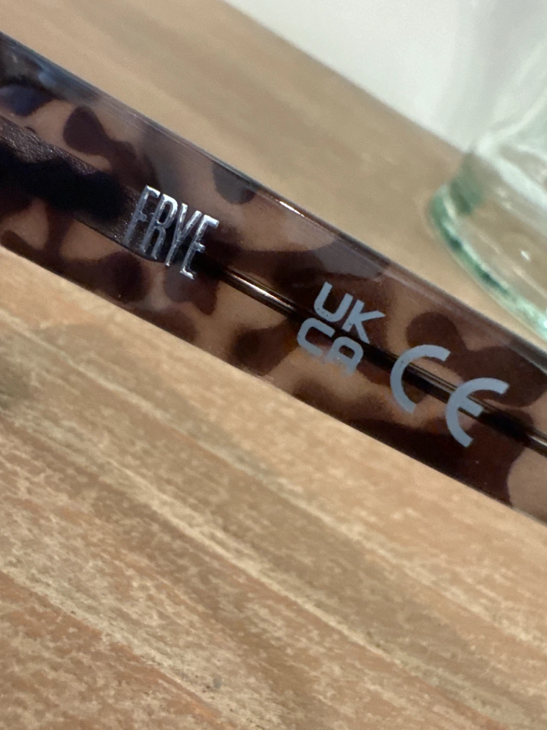 FRYE “NEW’” TORTOISE SHELL DESIGN SUNGLASSES - photo 5