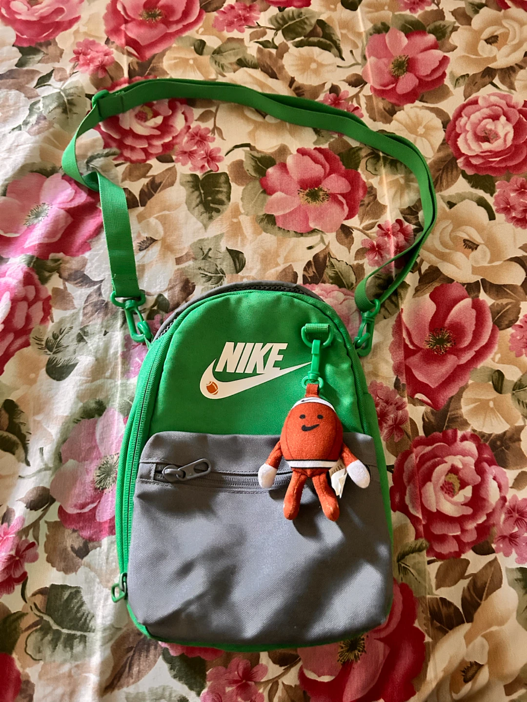 Nike Green & Grey Small Bag with Keychain - photo 2
