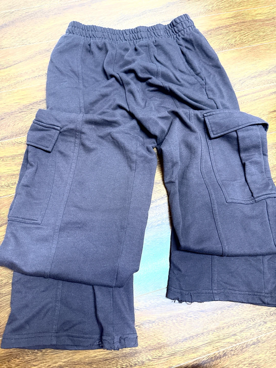 Dark brown Cargo Pants (Colour is different in person)
