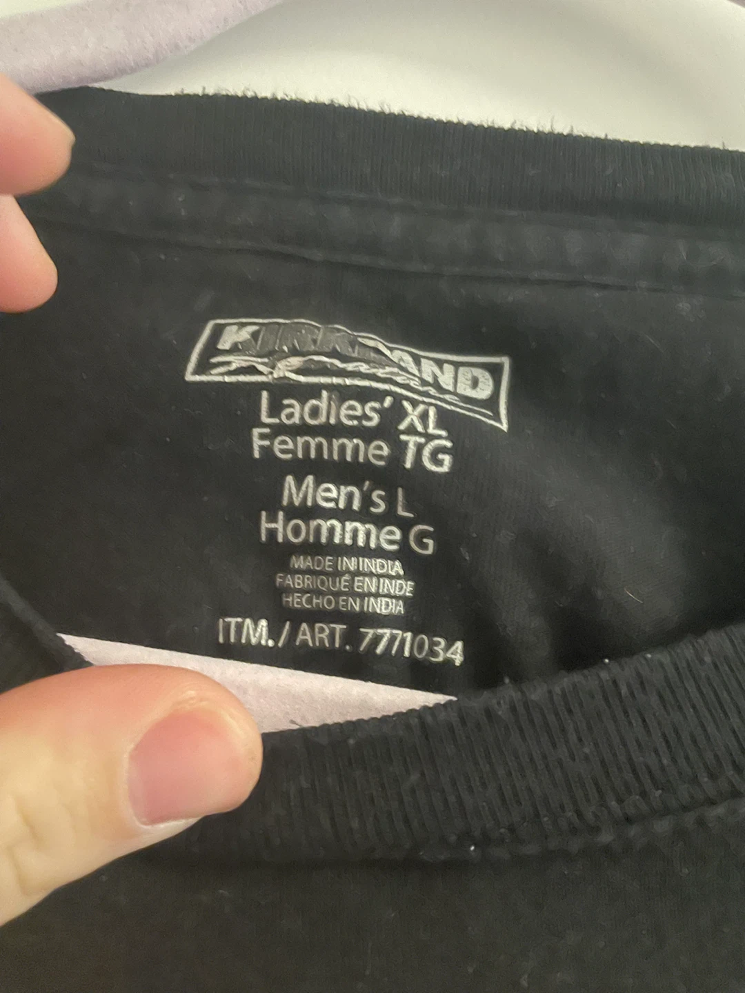 Kirkland Signature Black T-Shirt Men's L / Ladies' XL - photo 2