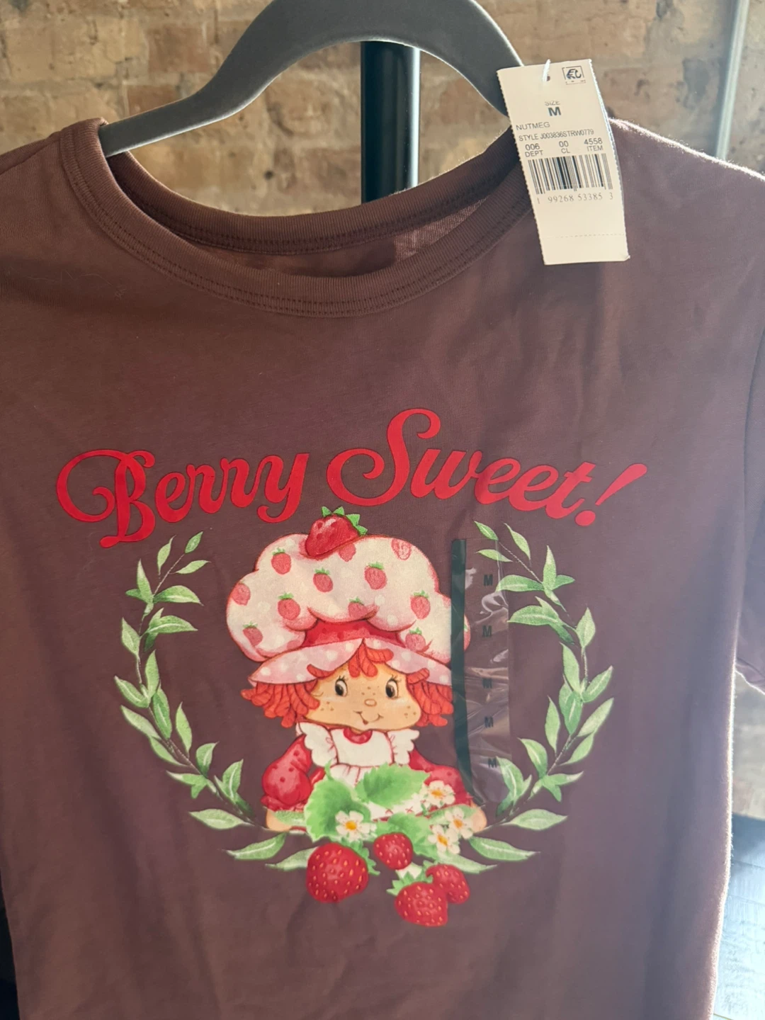 Medium! NWT Strawberry Shortcake "Berry Sweet" T-Shirt - photo 3
