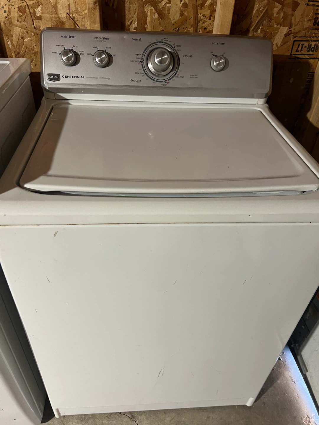 Maytag Washer entrega disponible