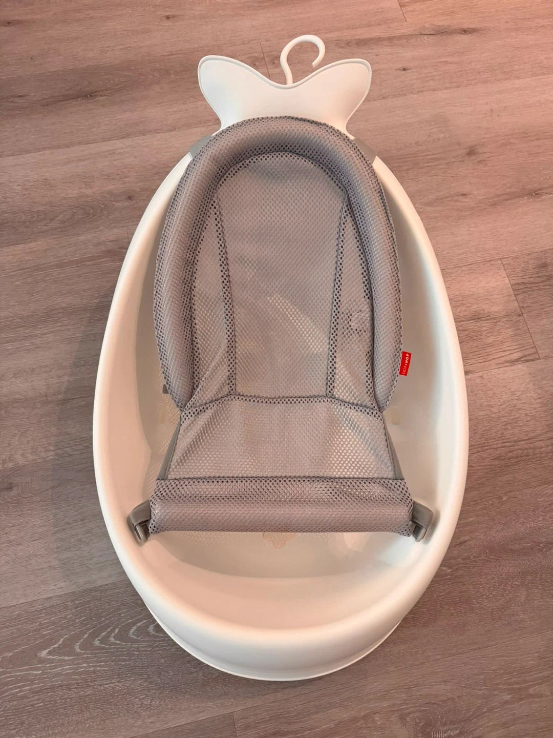 Skip Hop Baby Bath Tub with Infant Sling (Excellent)