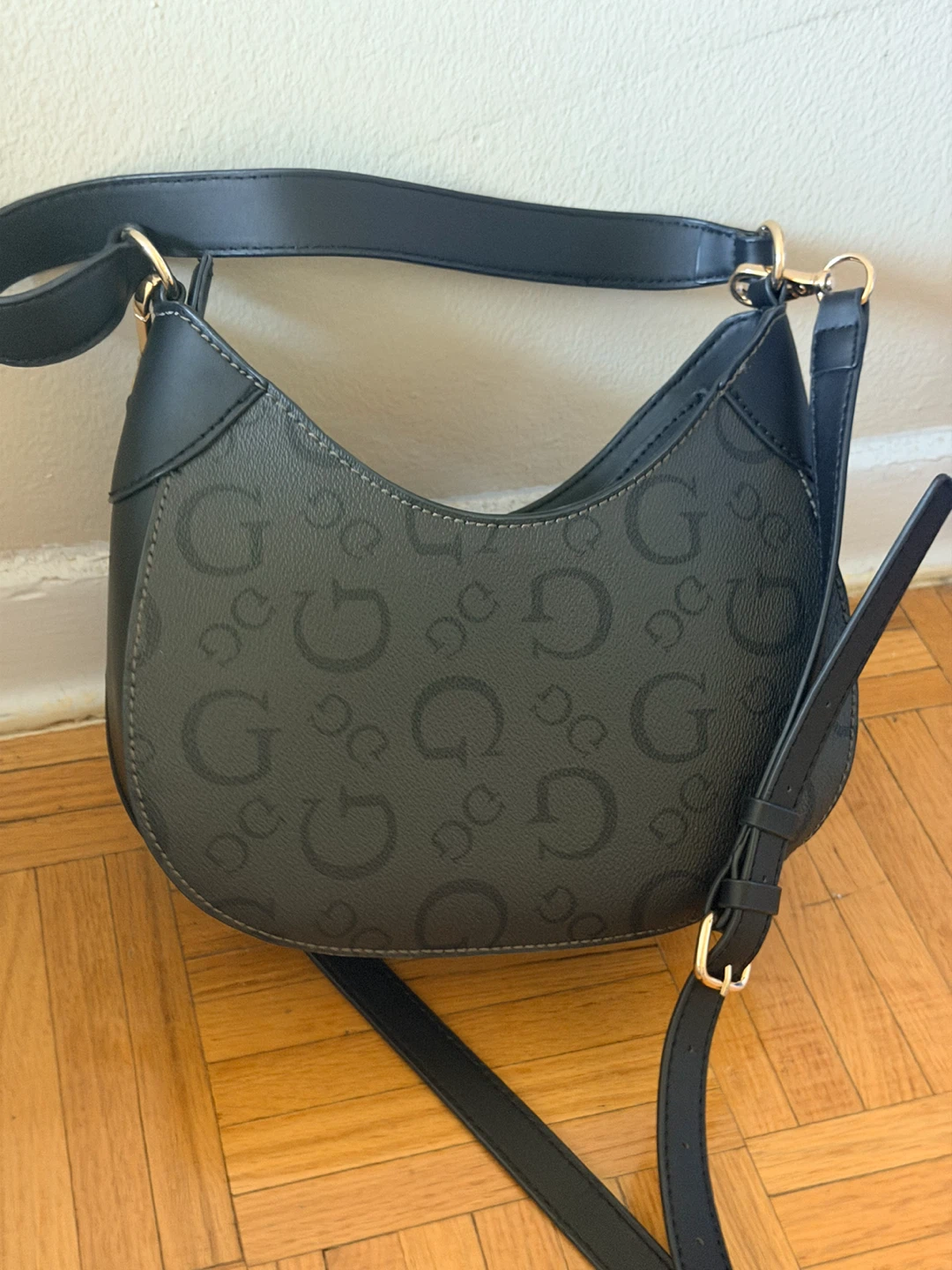 GUESS Los Angeles Black Hobo Bag - photo 2