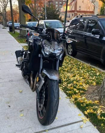 Kawasaki Z900 ABS Motorcycle - photo 3