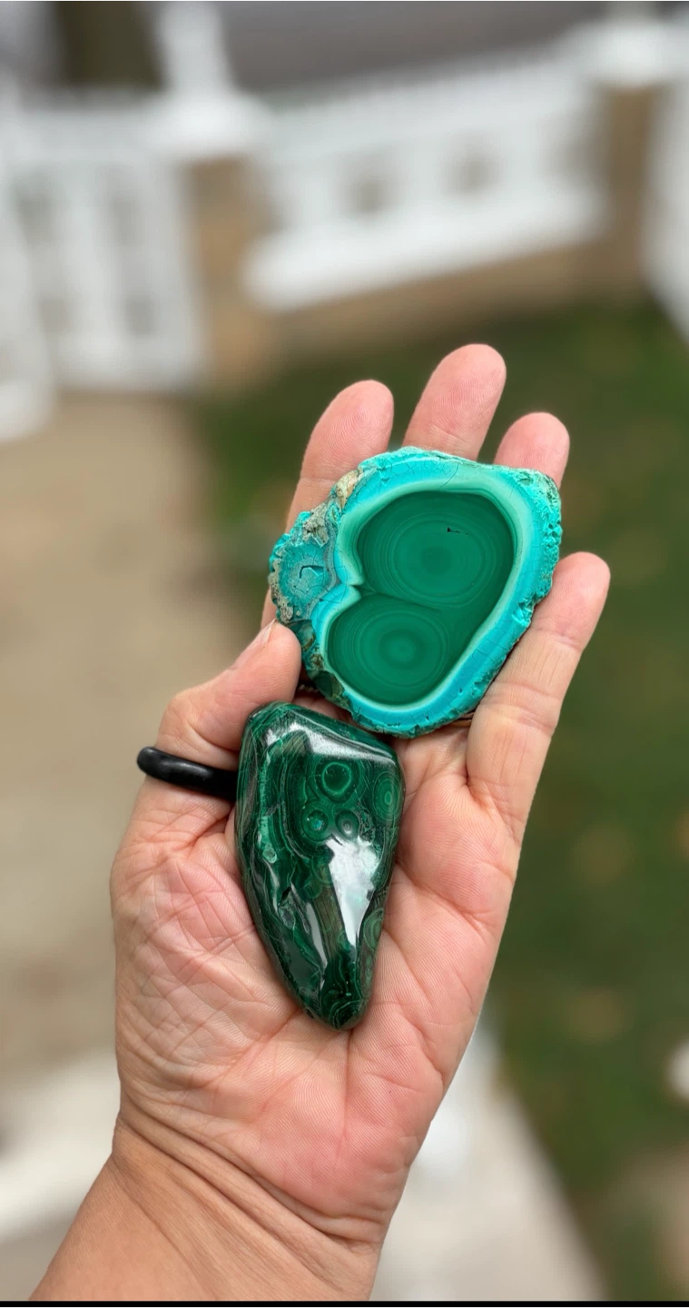 Polished Malachite Slice and Tumbled Stone - photo 2