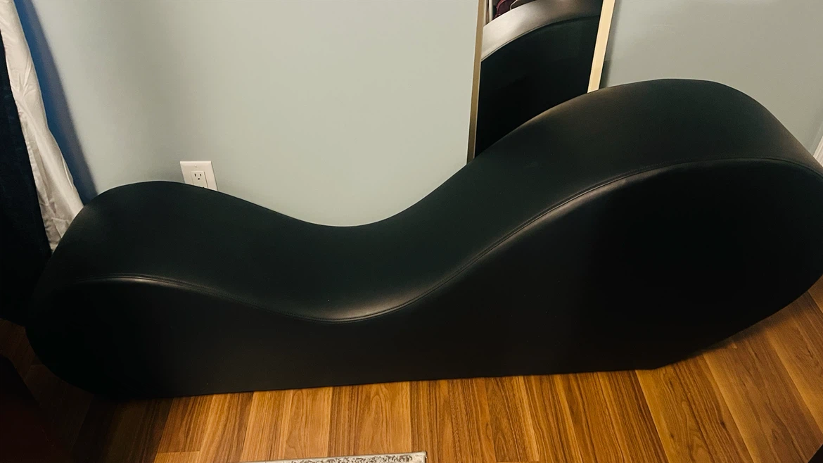 Black Lounge/yoga/tantric chair - photo 2