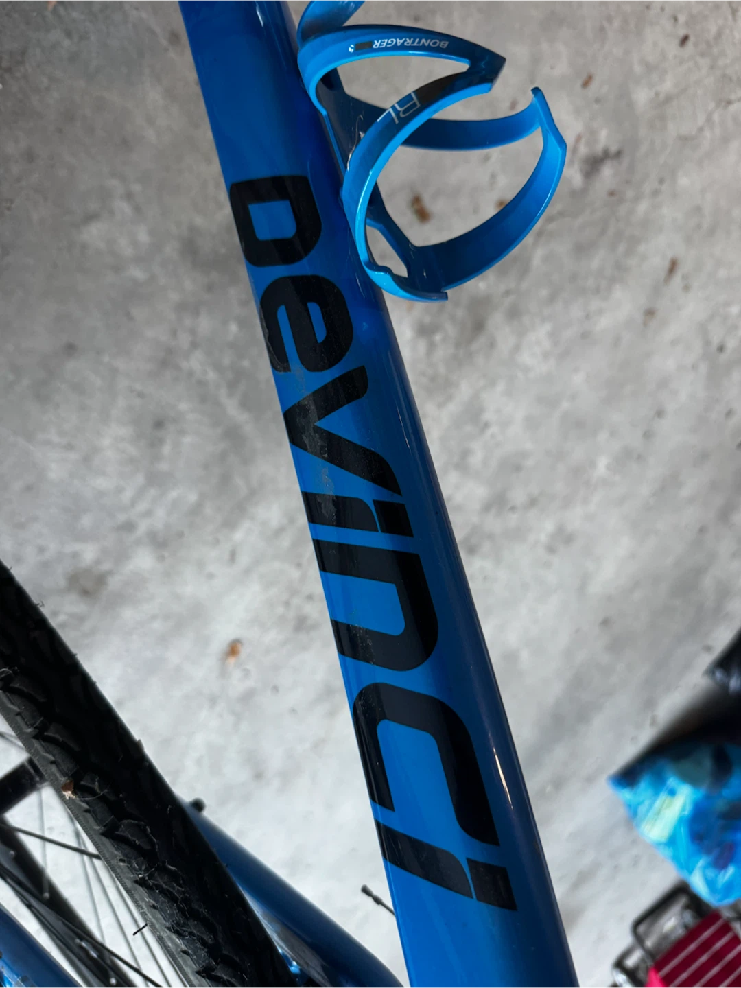Blue Devinci Bike - photo 3
