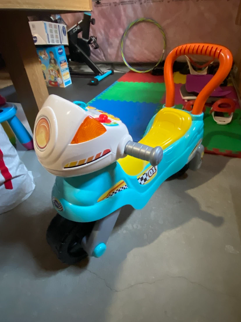 VTech 3-in-1 Step & Roll Motorbike - photo 4