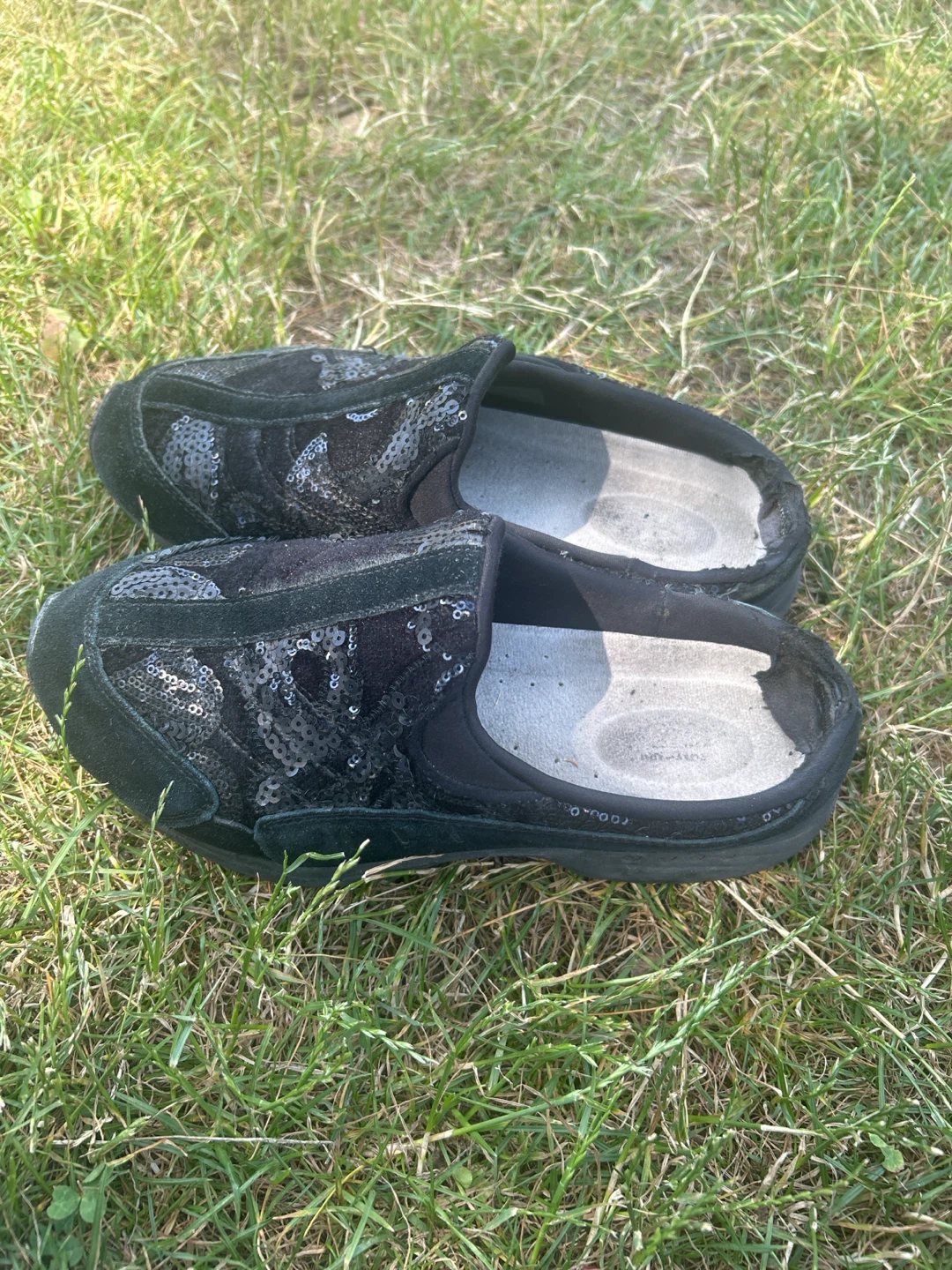 Women's Black Sequin Slip-on Shoes