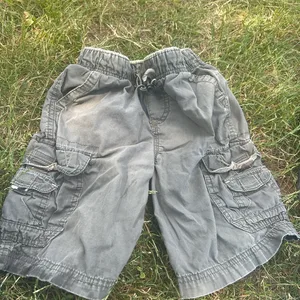 Woodland Cargo Shorts Size 4