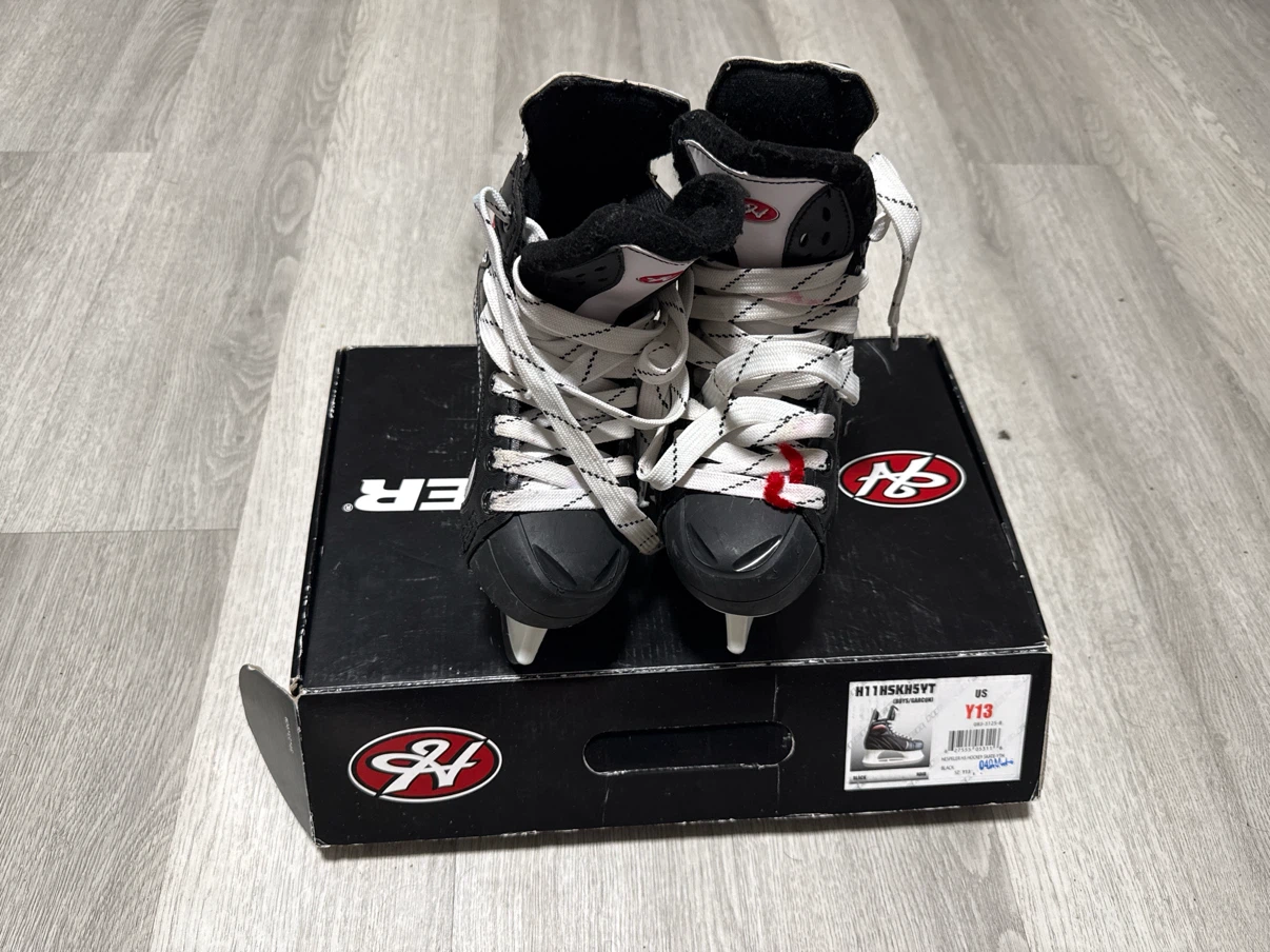 Hespeler HS Hockey Skates - Youth Size Y13 - Black
