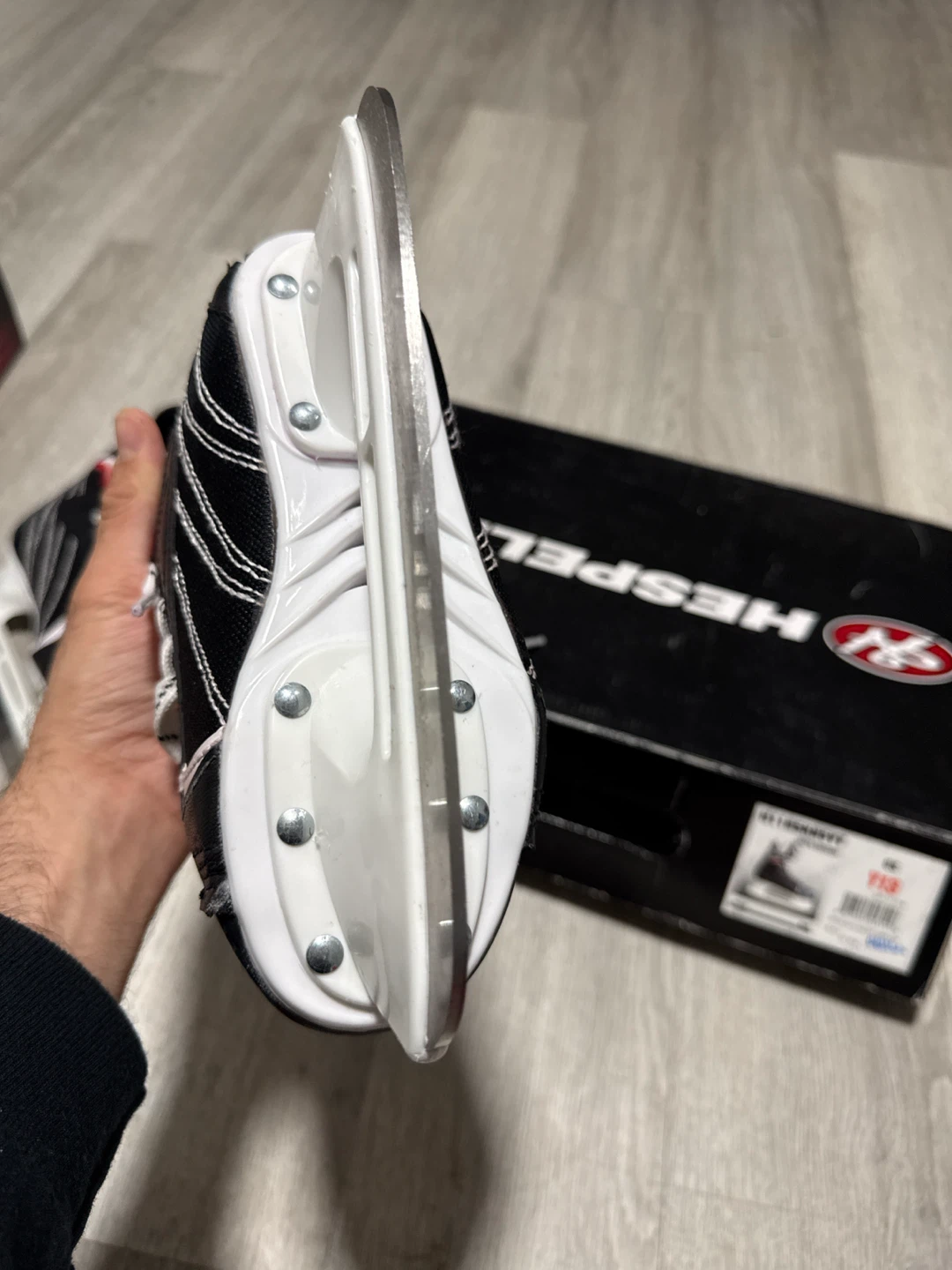 Hespeler HS Hockey Skates - Youth Size Y13 - Black - photo 4