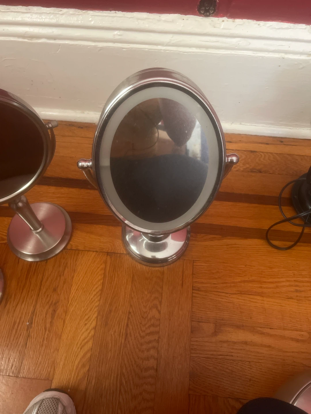 Lighted Vanity Mirror