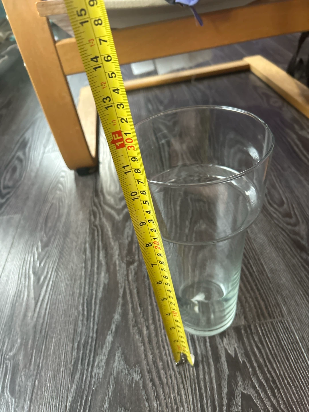 Clear glass vase - photo 2