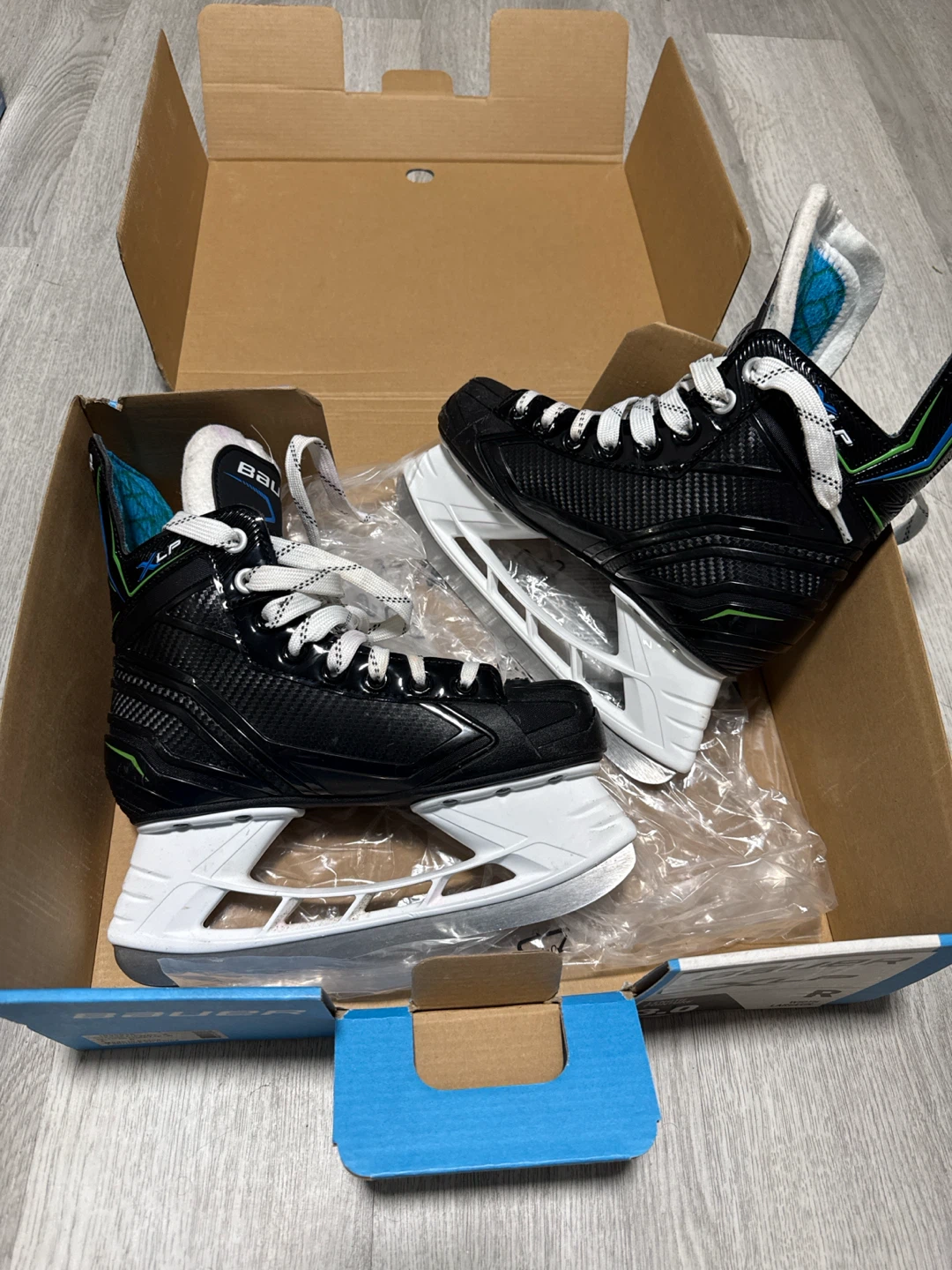 Bauer XLP Hockey Skates